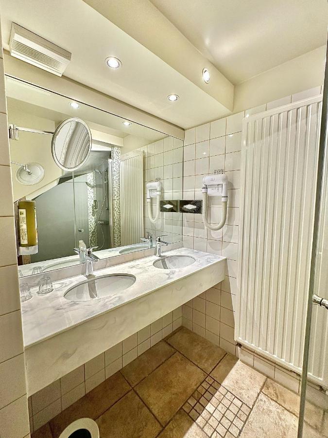 Hostellerie De Bretonniere - Groupe Logis Hotels Beaune  Zewnętrze zdjęcie