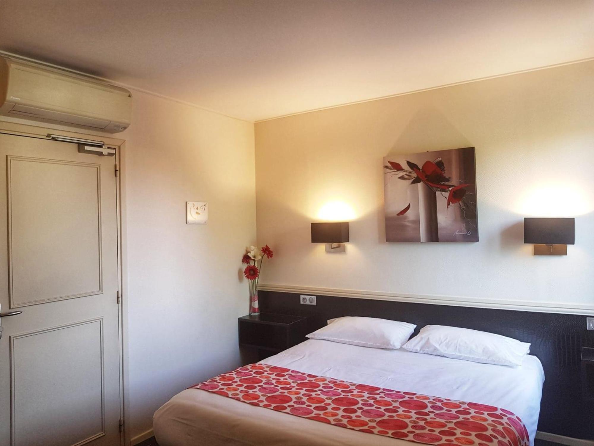 Hostellerie De Bretonniere - Groupe Logis Hotels Beaune  Zewnętrze zdjęcie