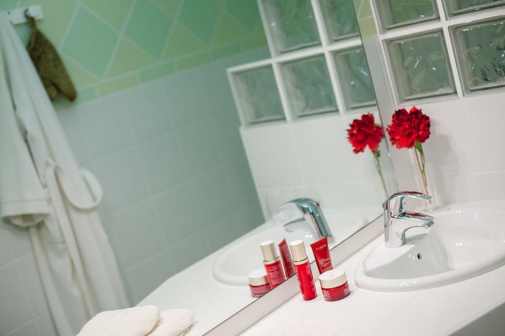 Hostellerie De Bretonniere - Groupe Logis Hotels Beaune  Zewnętrze zdjęcie