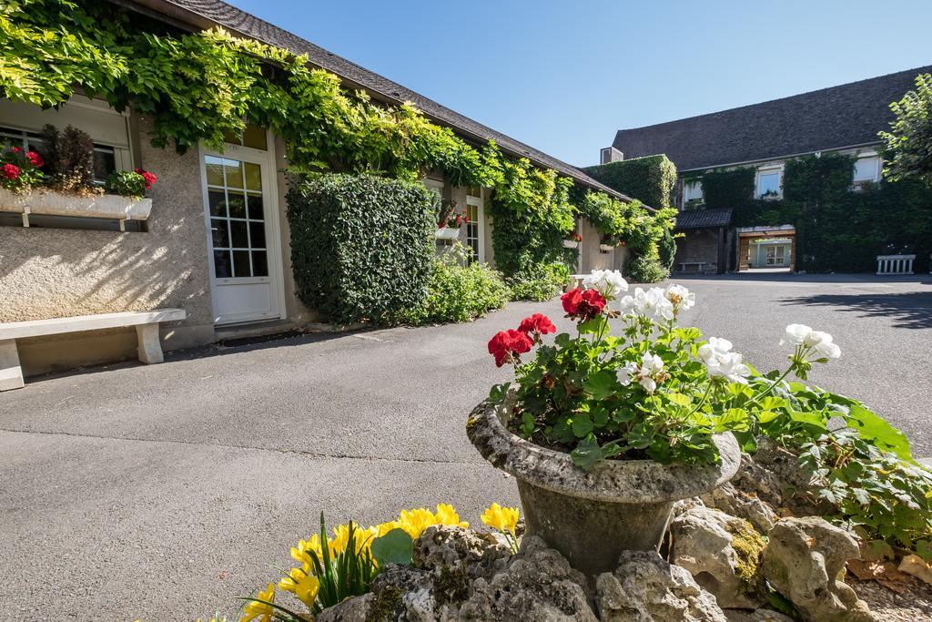 Hostellerie De Bretonniere - Groupe Logis Hotels Beaune  Zewnętrze zdjęcie